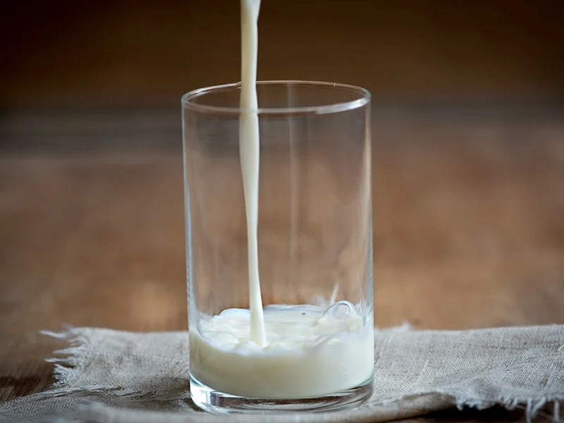 rižino mlijeko u čaši